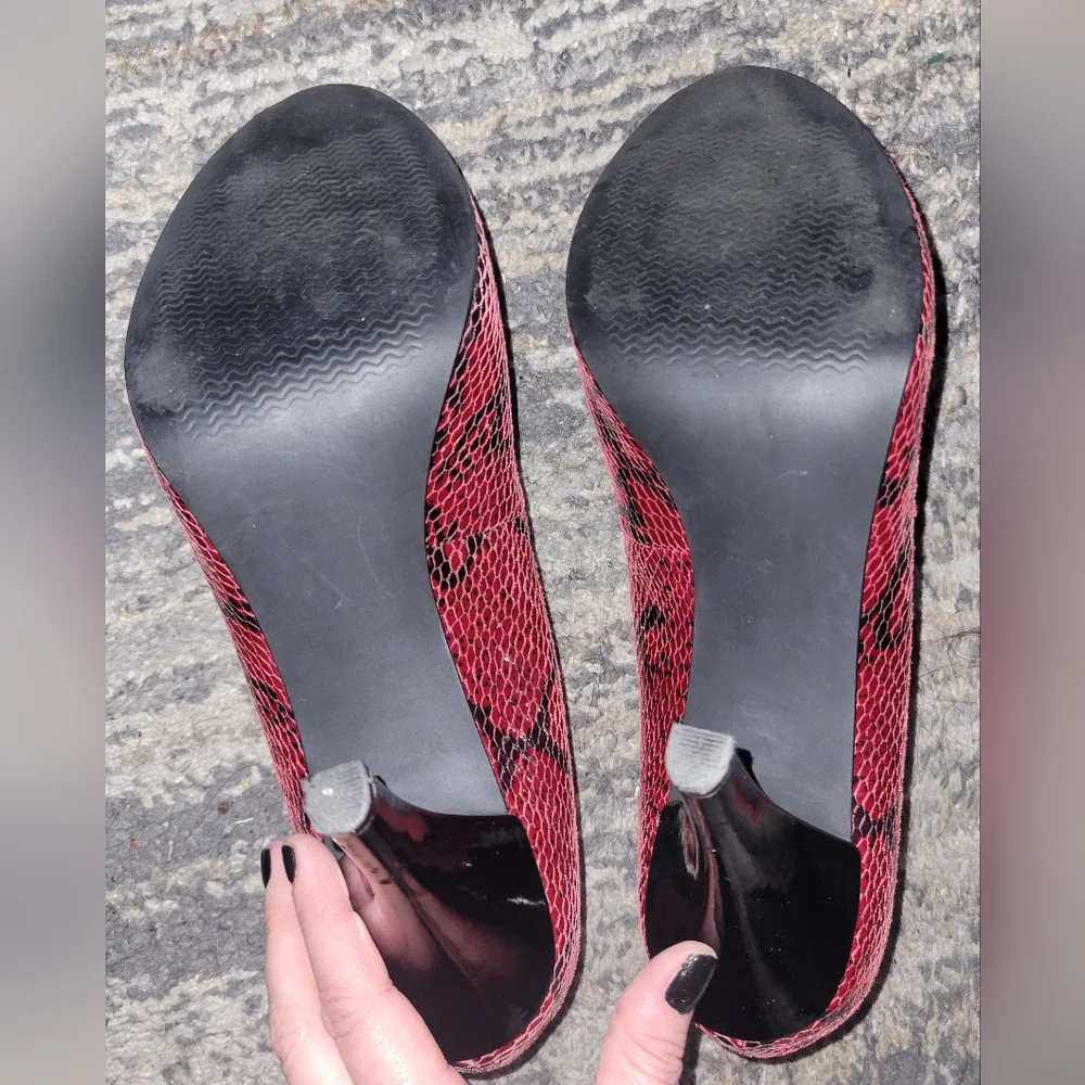 Preview International Leather‎ Red Black Snakeskin Peep Toe Heels Sz 11